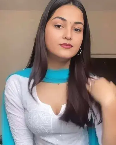 Escort In Nandura